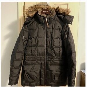 Down Parka; Yukon II; Women’s Medium; $229; NWT; Super Warm; Black; Fur Trim